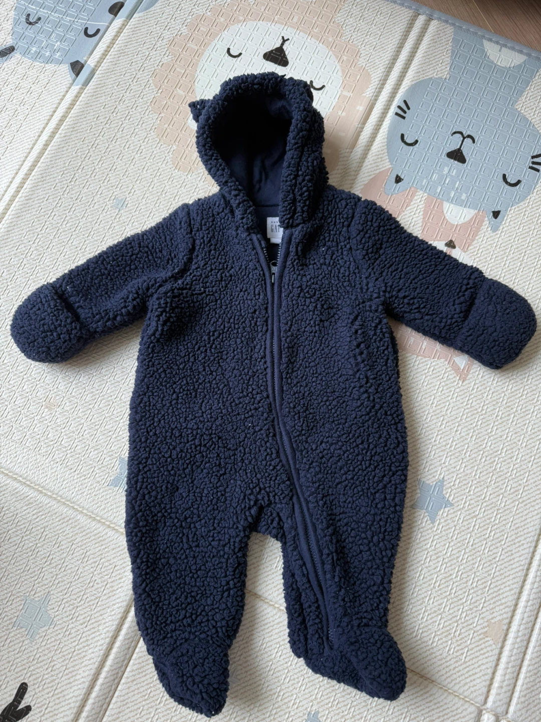 Baby Gap Sherpa Footed Jumpsuit 0-3 Months