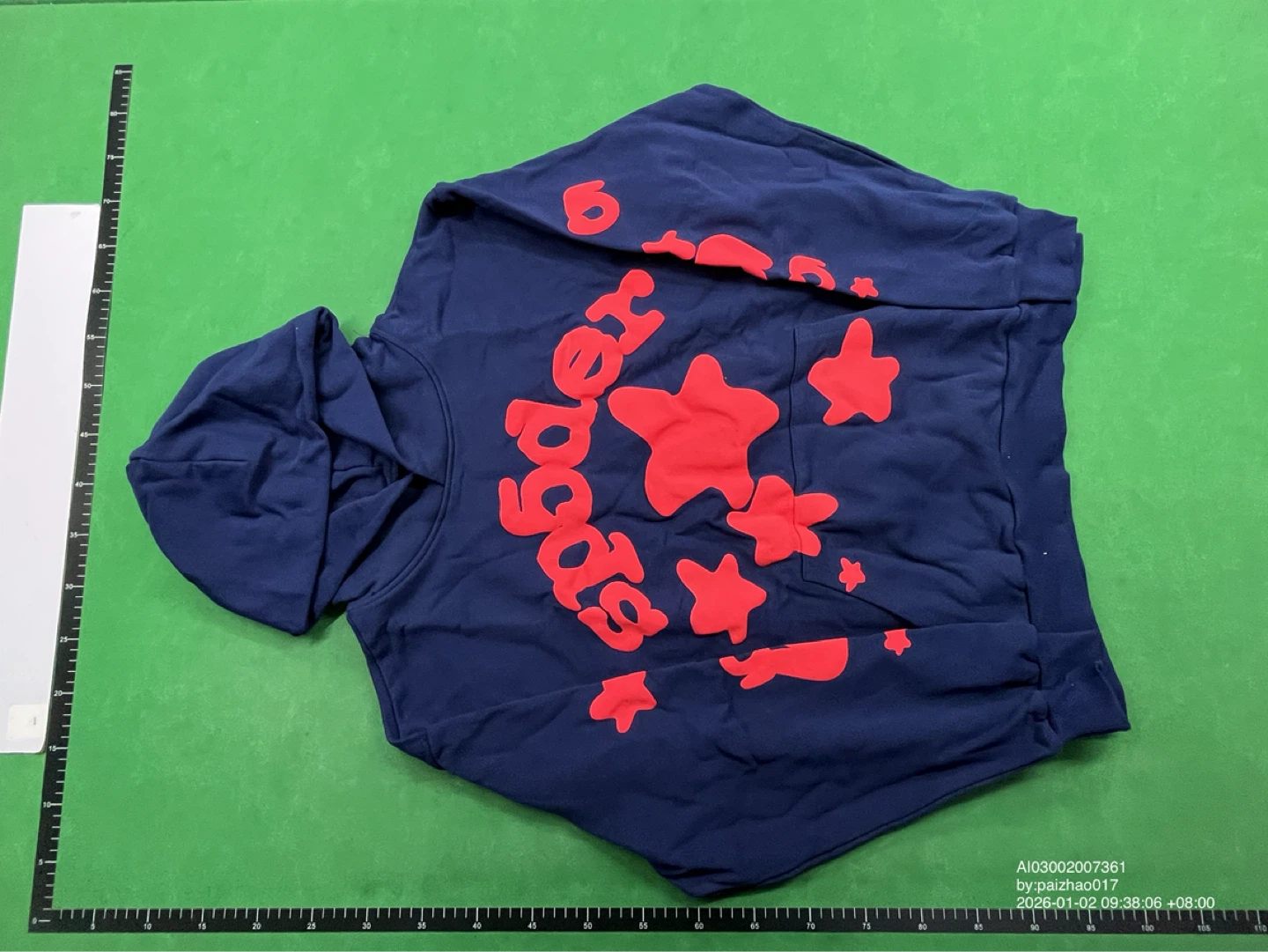 Sp5der Beluga Hoodie size L