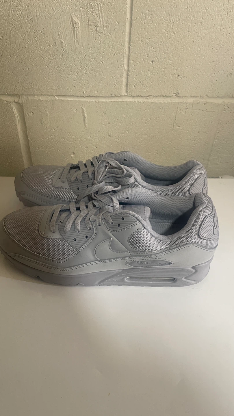 Nike Air Max 90 Grey Sneakers - photo 3
