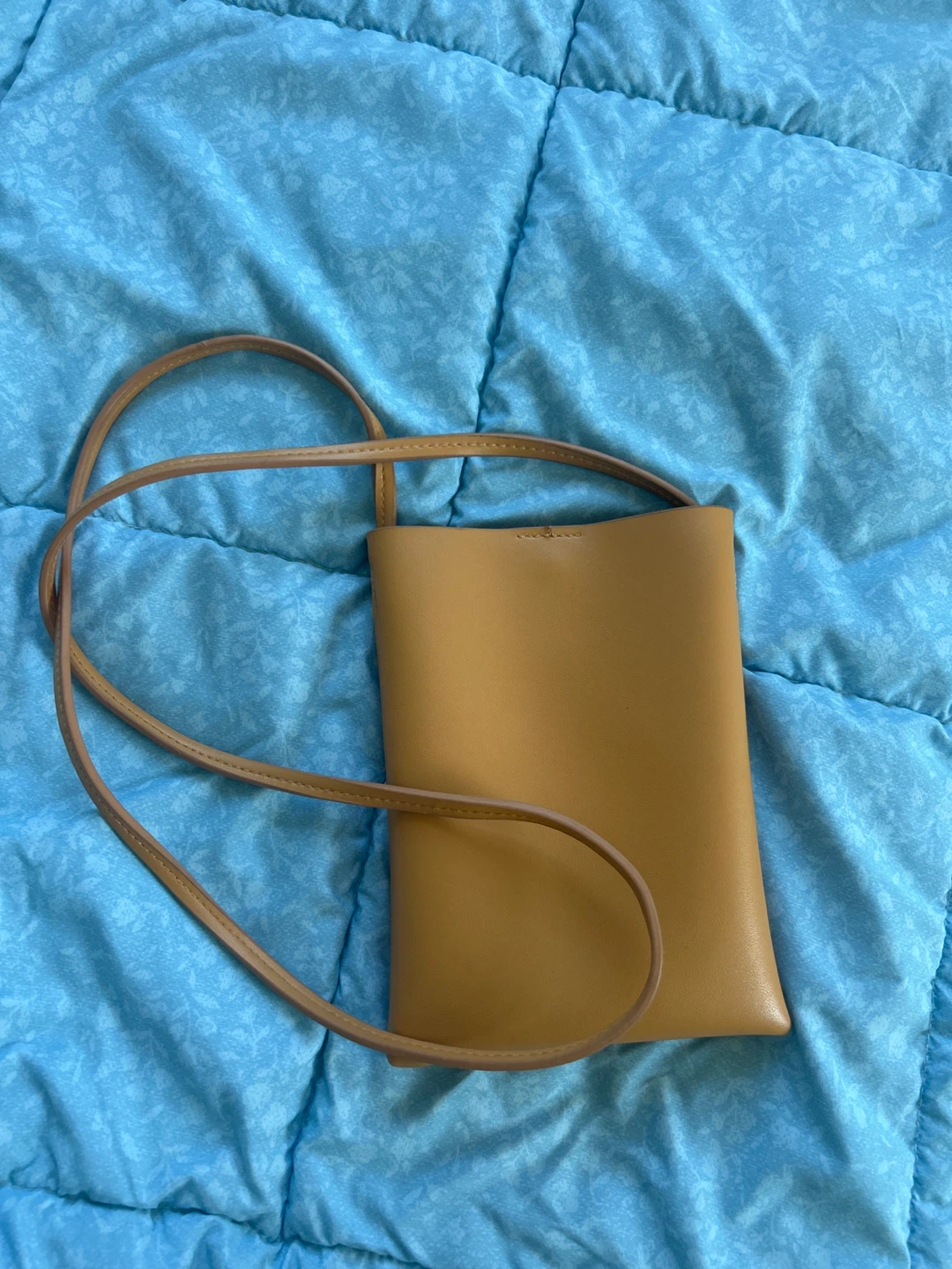 Cute Tan Crossbody bag