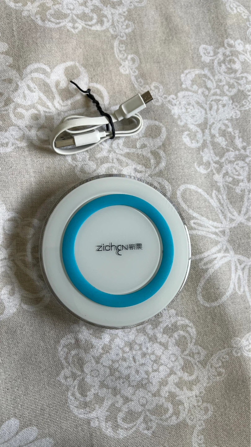 Wireless Charger with USB Cable