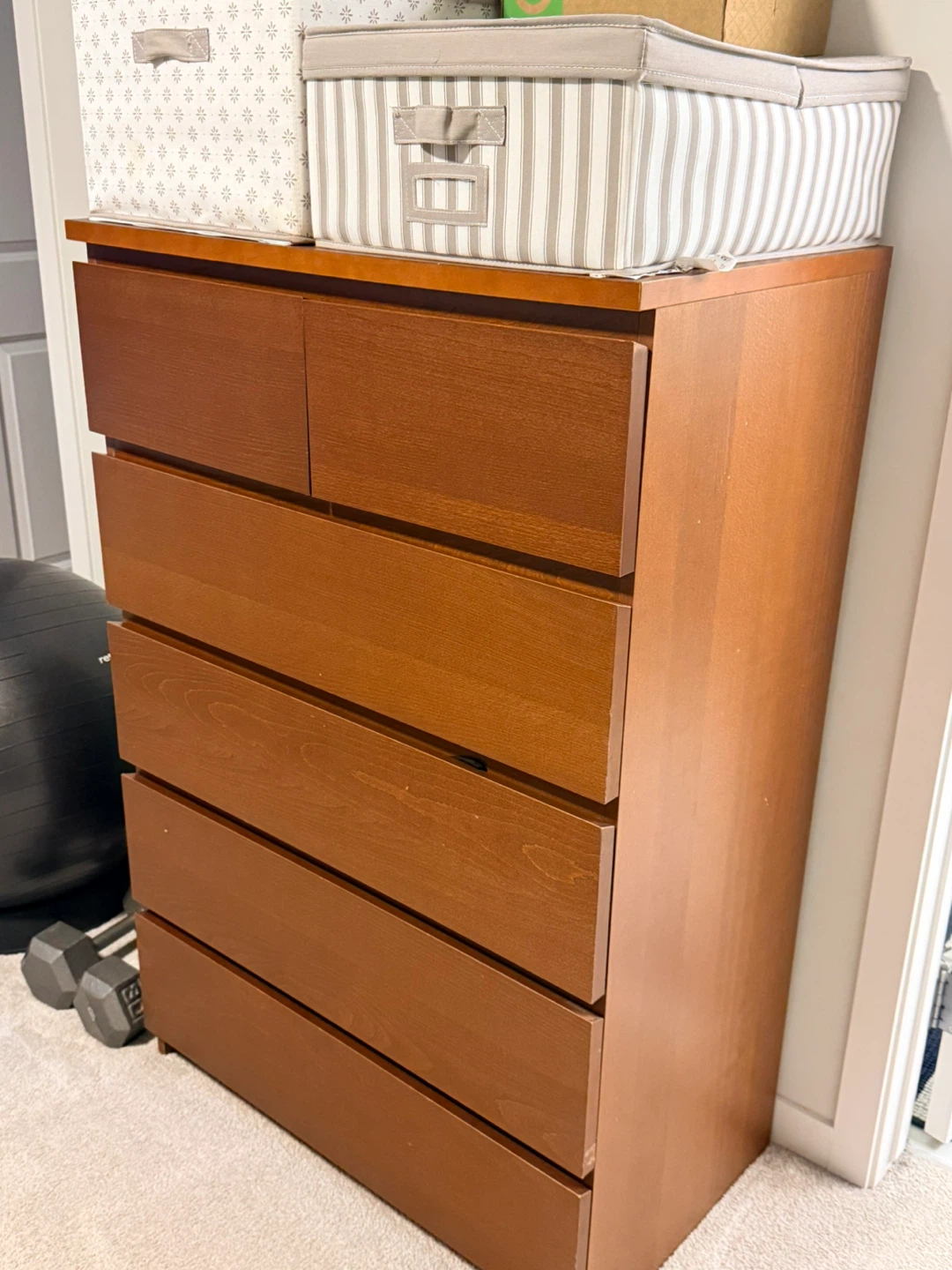 Wooden Dresser with 7 Drawers