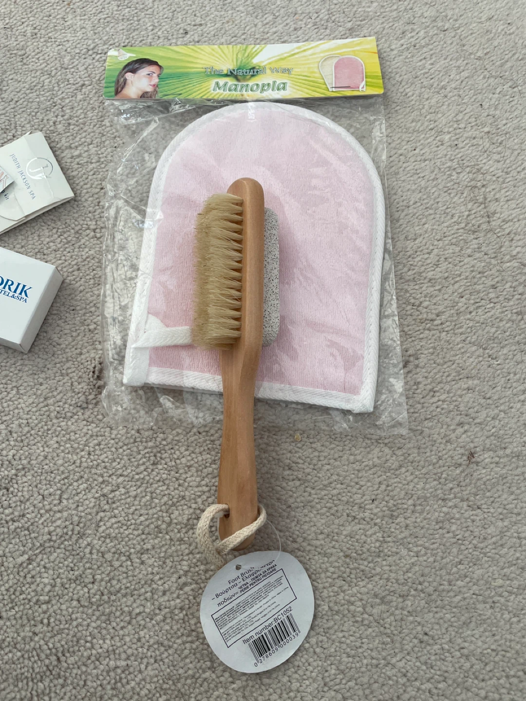 Foot Brush and other personal items brand new - photo 2