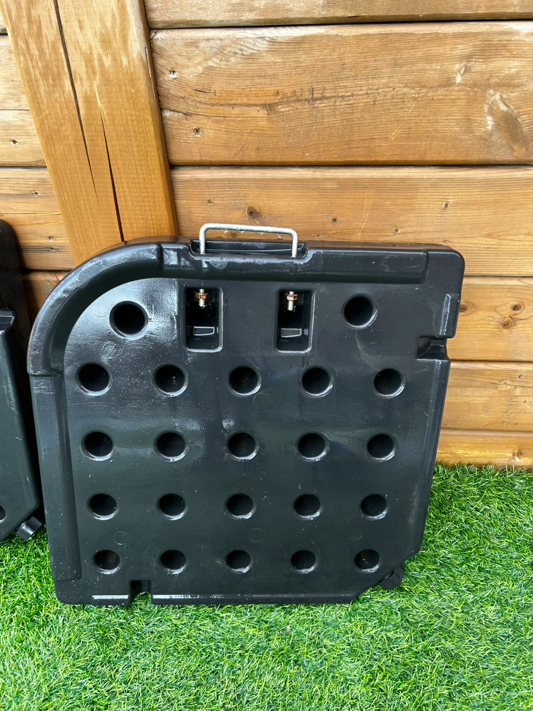 Set of 4 Black Plastic Corner Pieces for umbrella weights - photo 2