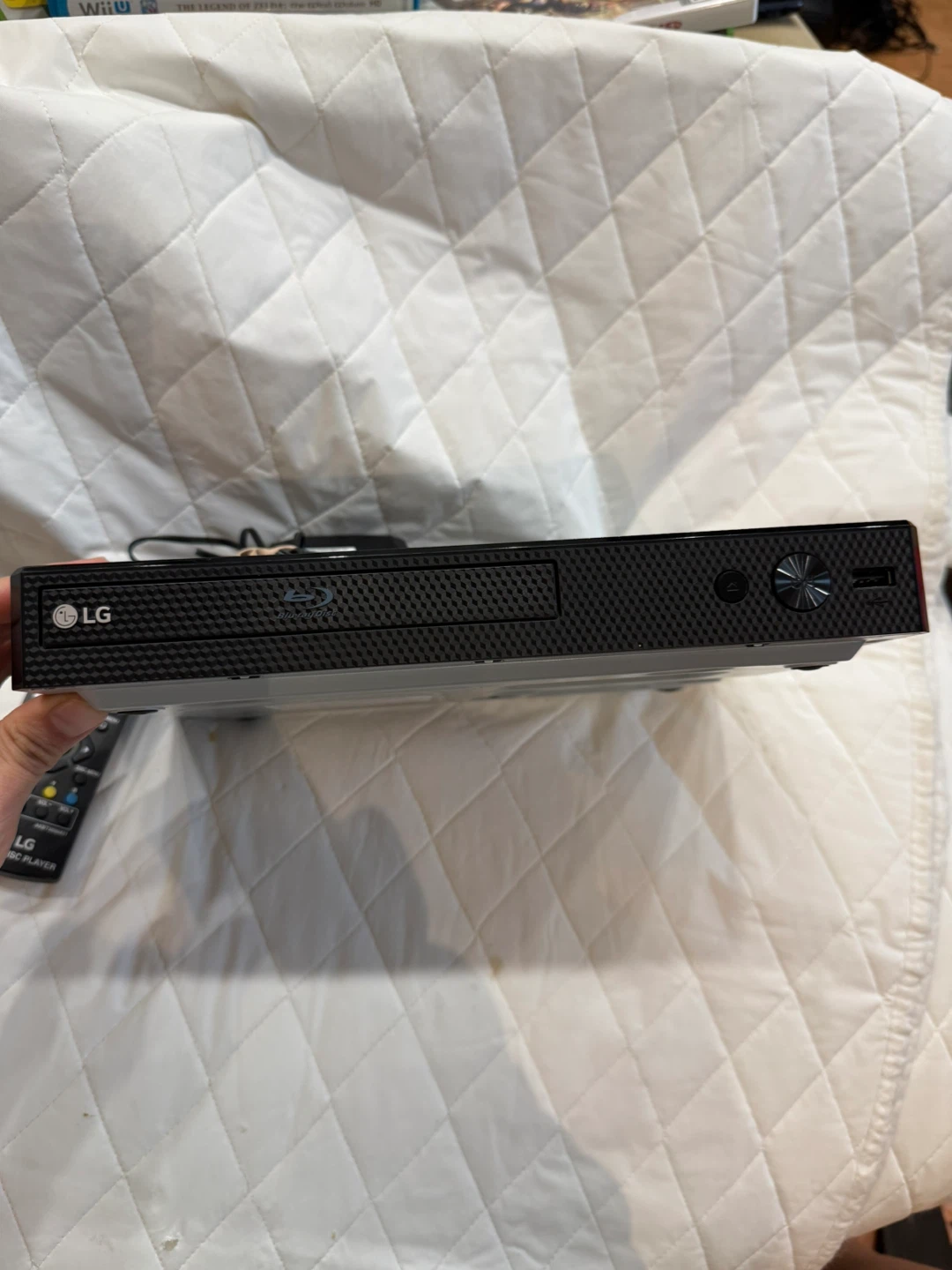 LG Blu-Ray Disc Player with Remote and Power Adapter - photo 2