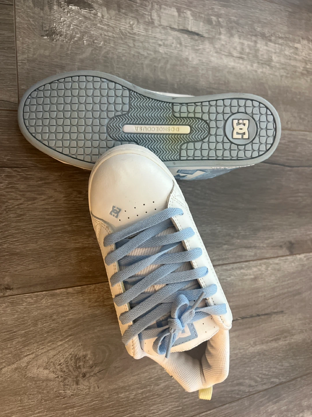 DC Shoes Court Graffik White/Pastel Blue Chunky Skate Size(7.5L) - photo 2