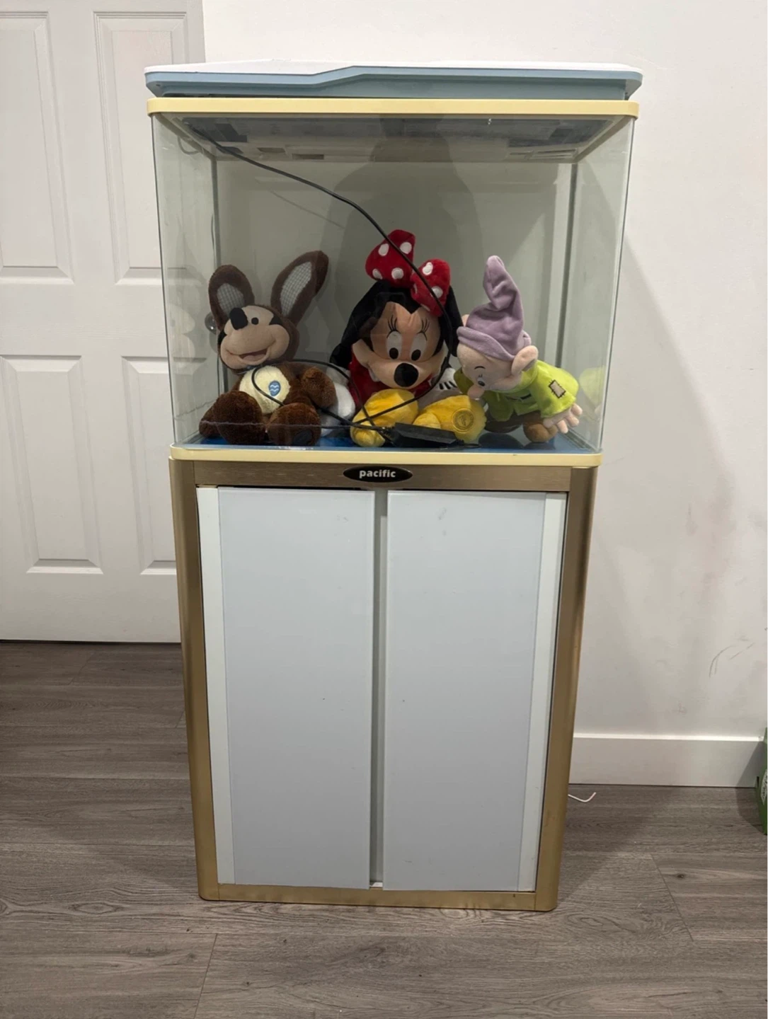 Pacific Aquarium Tank with Stand