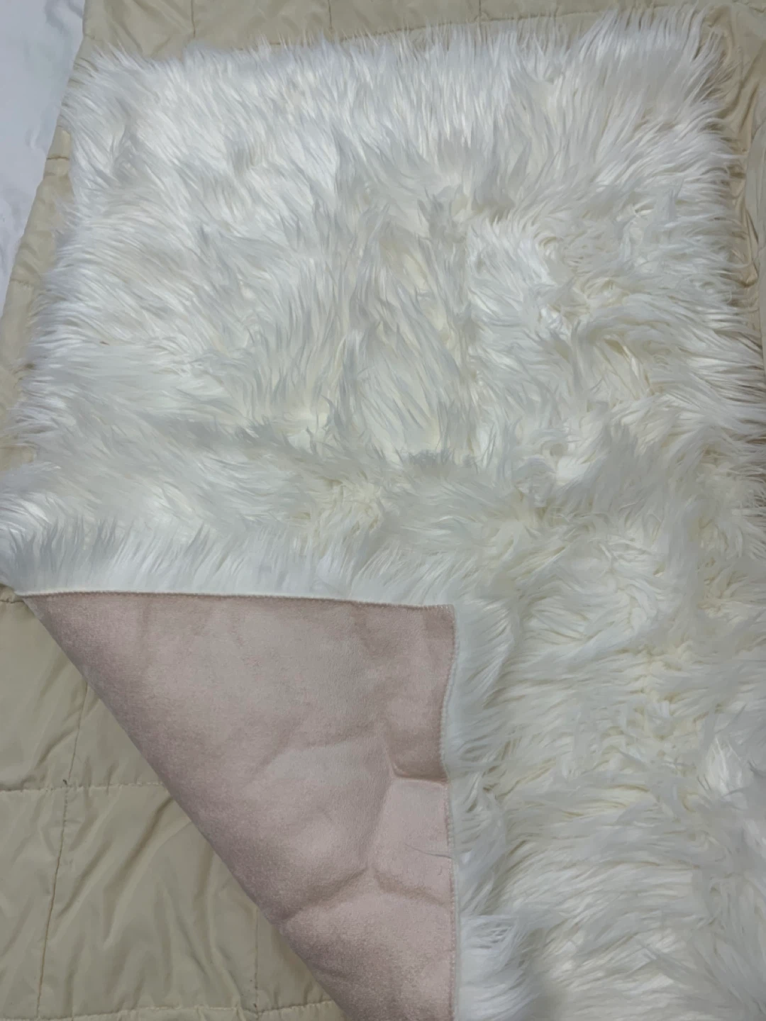 White Faux Fur Rug , brand new, size 32” X 22”