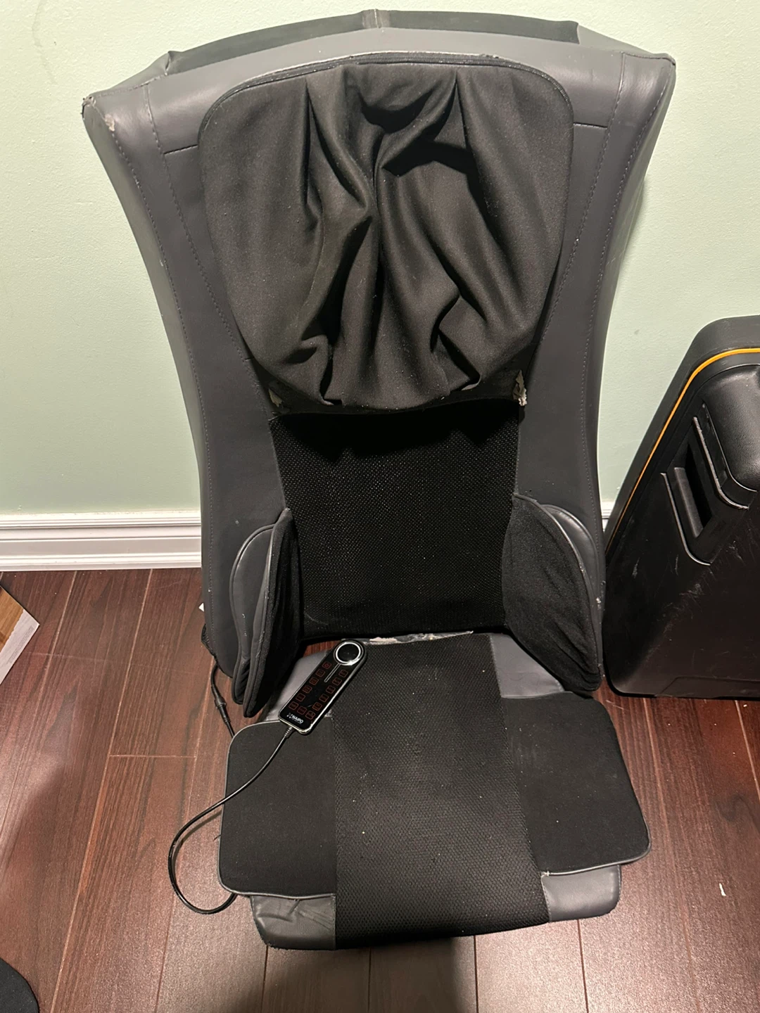 Full back and neck massager