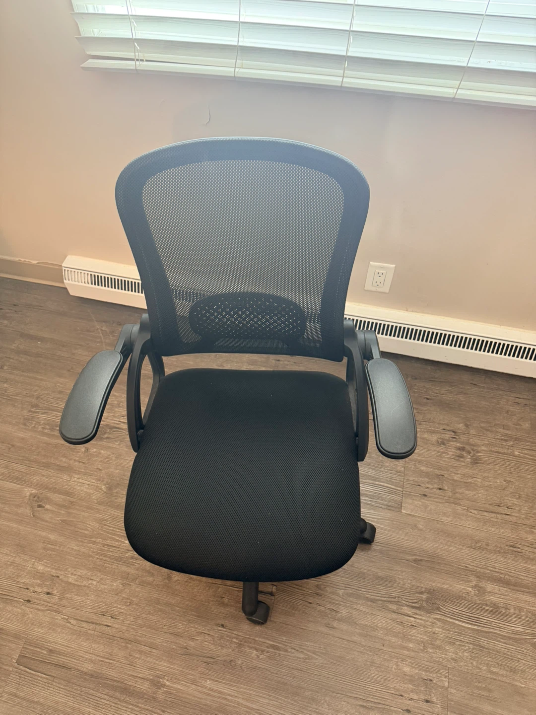 Office chair - photo 2