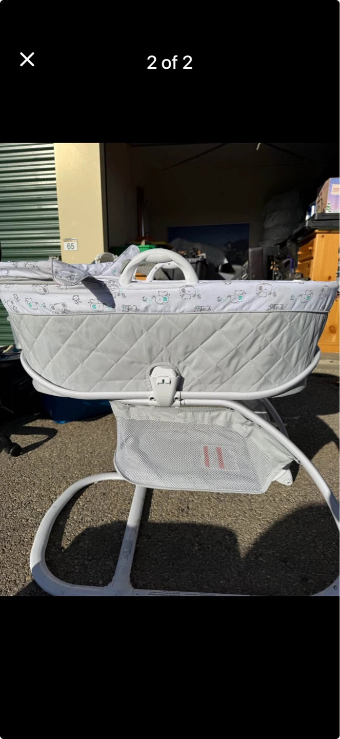 Bassinet with bouncy chair - photo 2