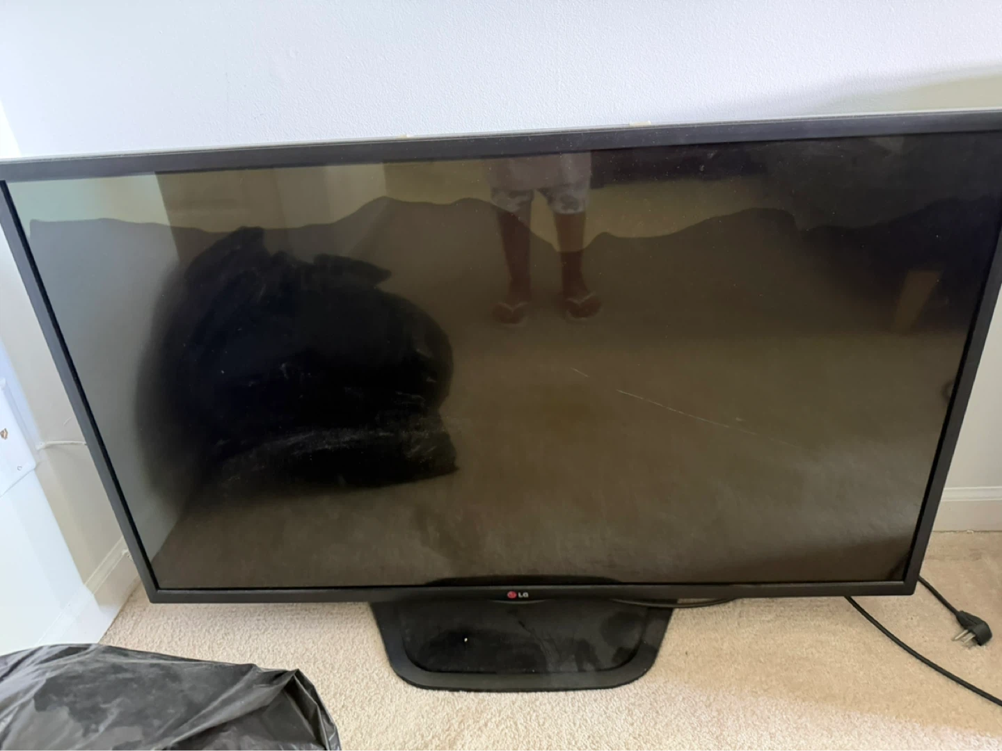 LG Television - photo 2