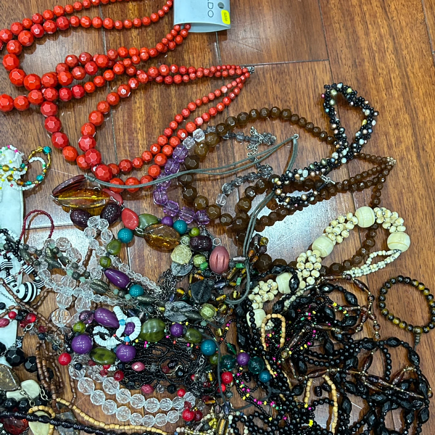 Assorted Necklace and Jewellery Lot with Tote Bag - photo 2