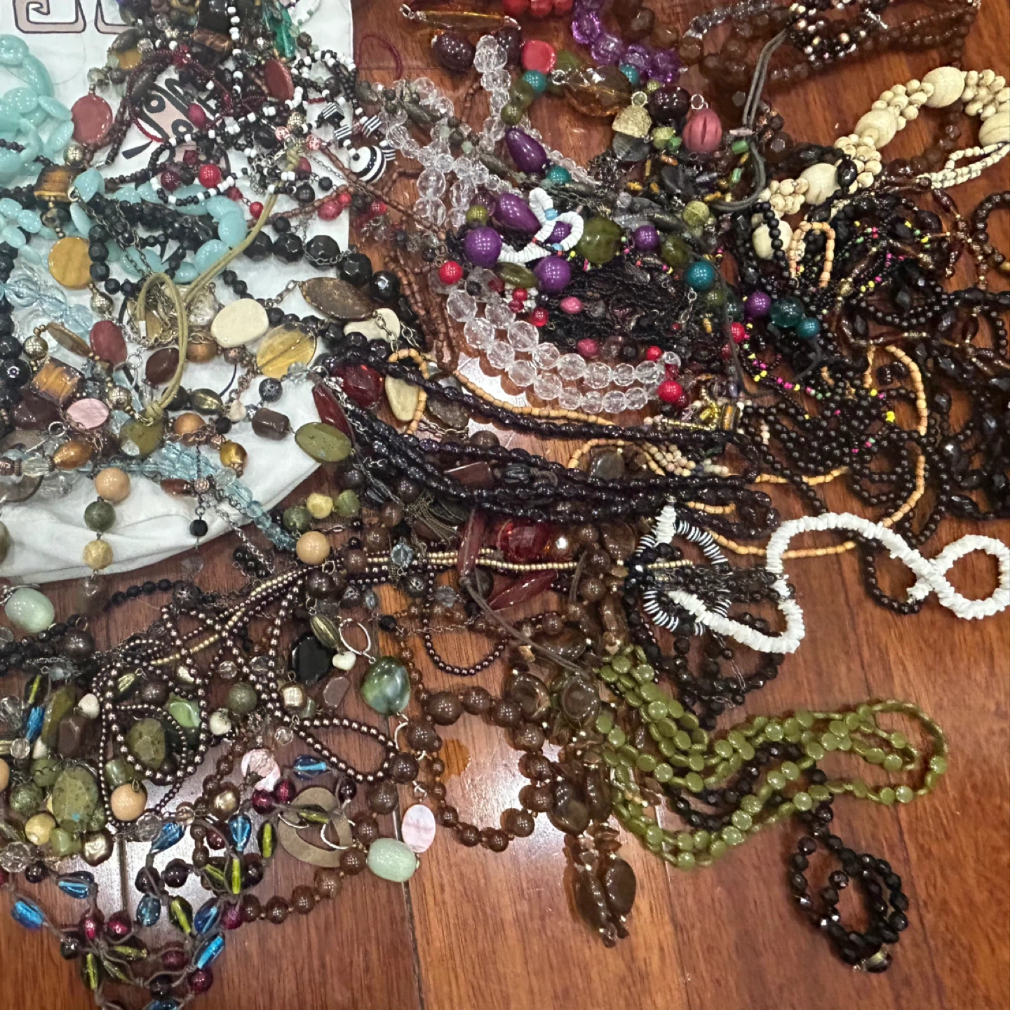 Assorted Necklace and Jewellery Lot with Tote Bag - photo 4