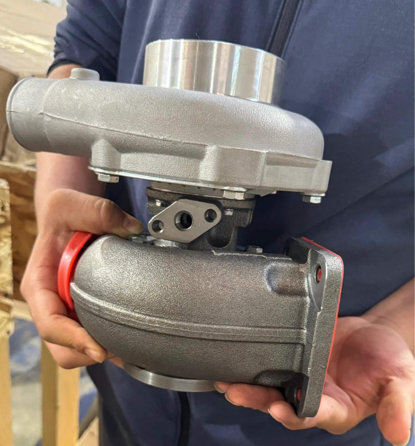 Turbocharger Model T04E, P/N E8HZ6K082CRM - photo 3