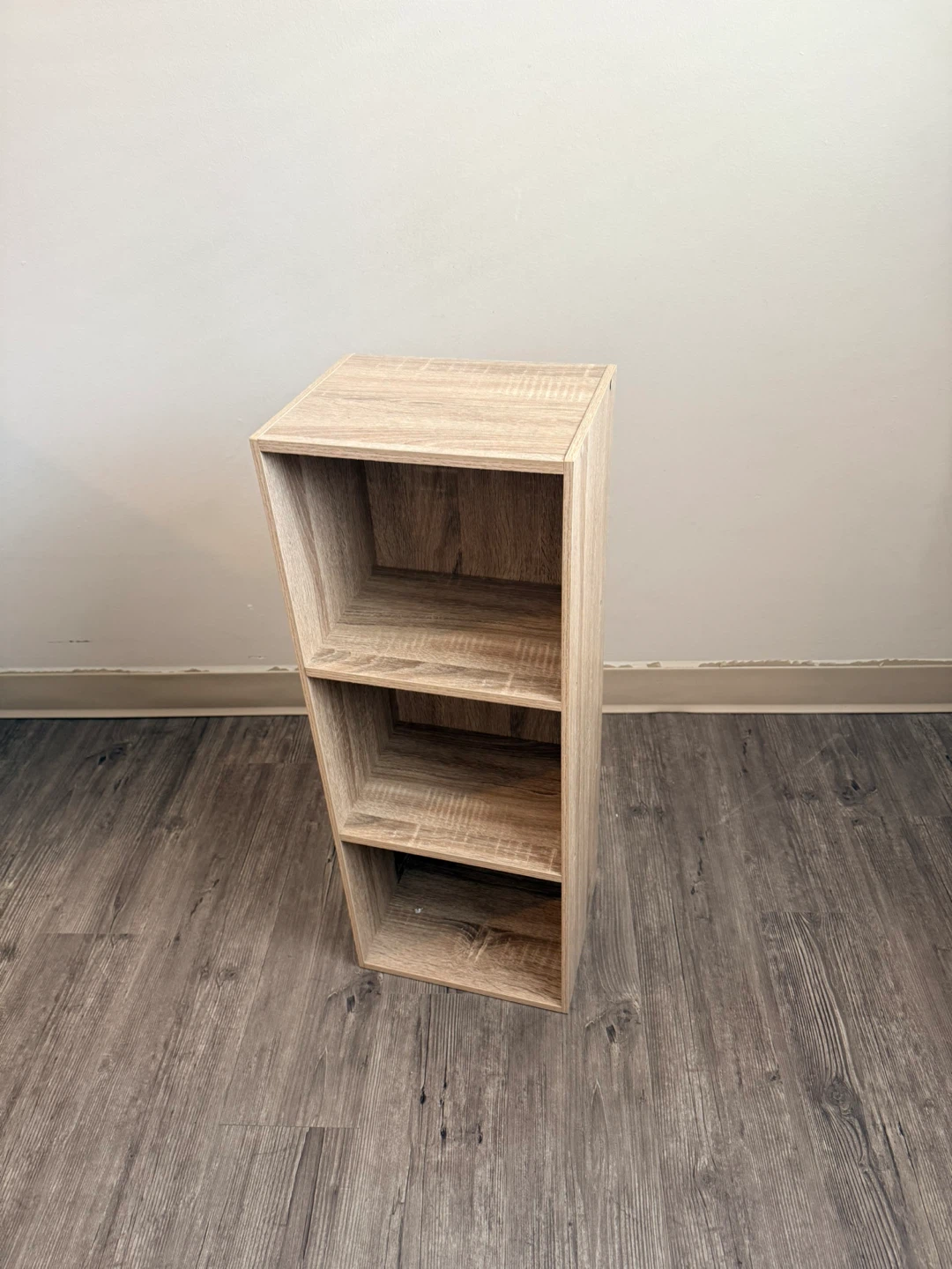 Small wooden bookcase - photo 4