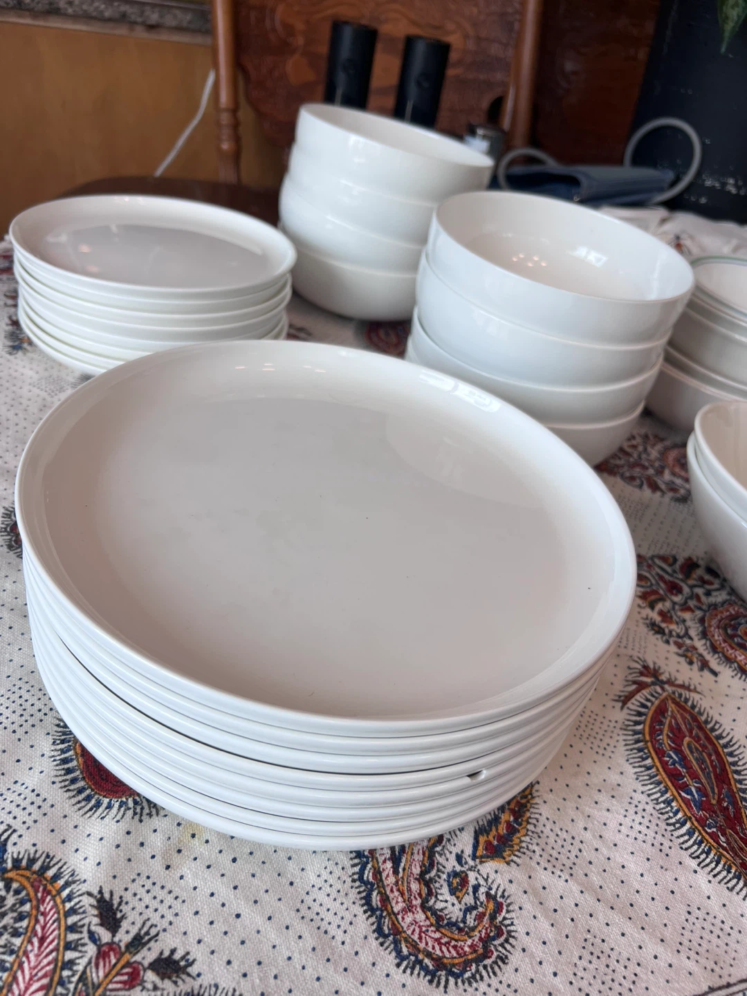 Gluckstein Home Dinnerware Set - photo 2