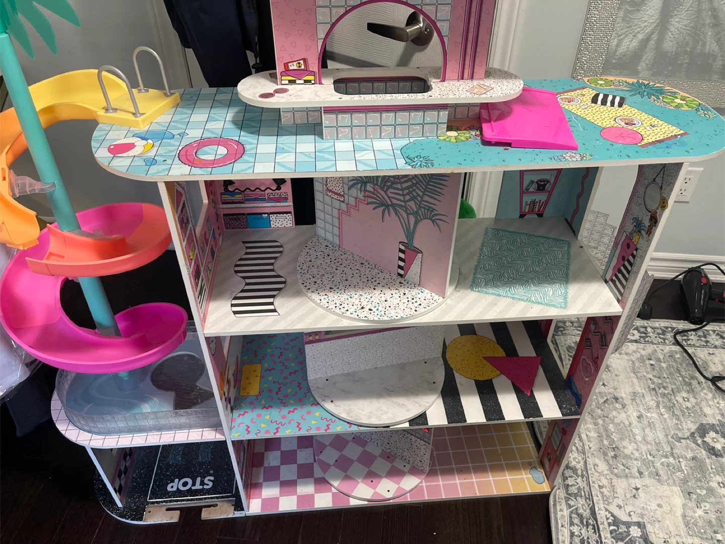 LOL Surprise OMG Dollhouse