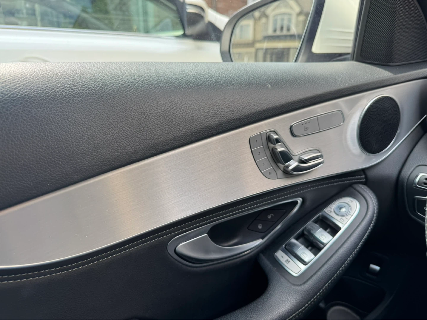 Mercedes-Benz C-Class Interior Parts - photo 5