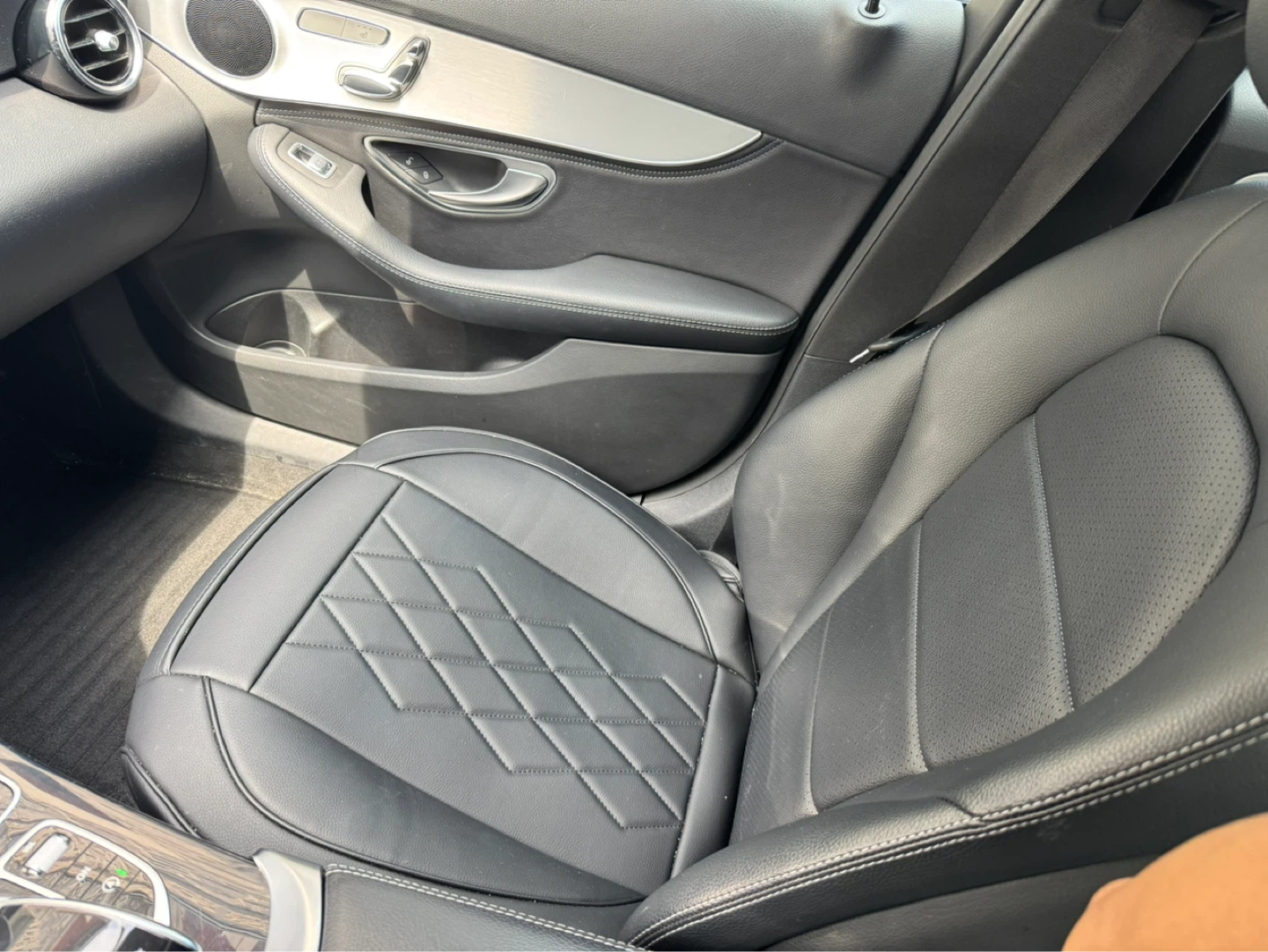 Mercedes-Benz C-Class Interior Parts - photo 3
