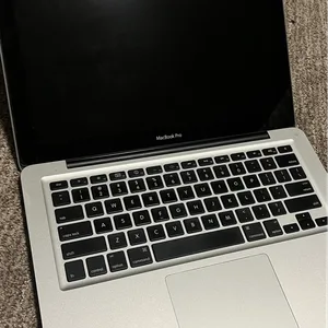 Apple MacBook Pro Laptop