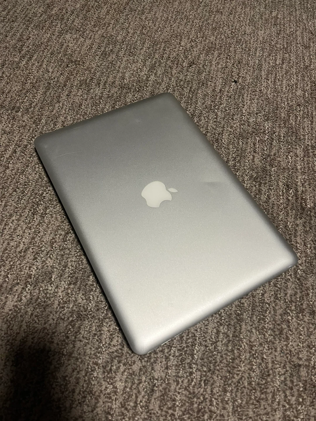 Apple MacBook Pro Laptop - photo 3