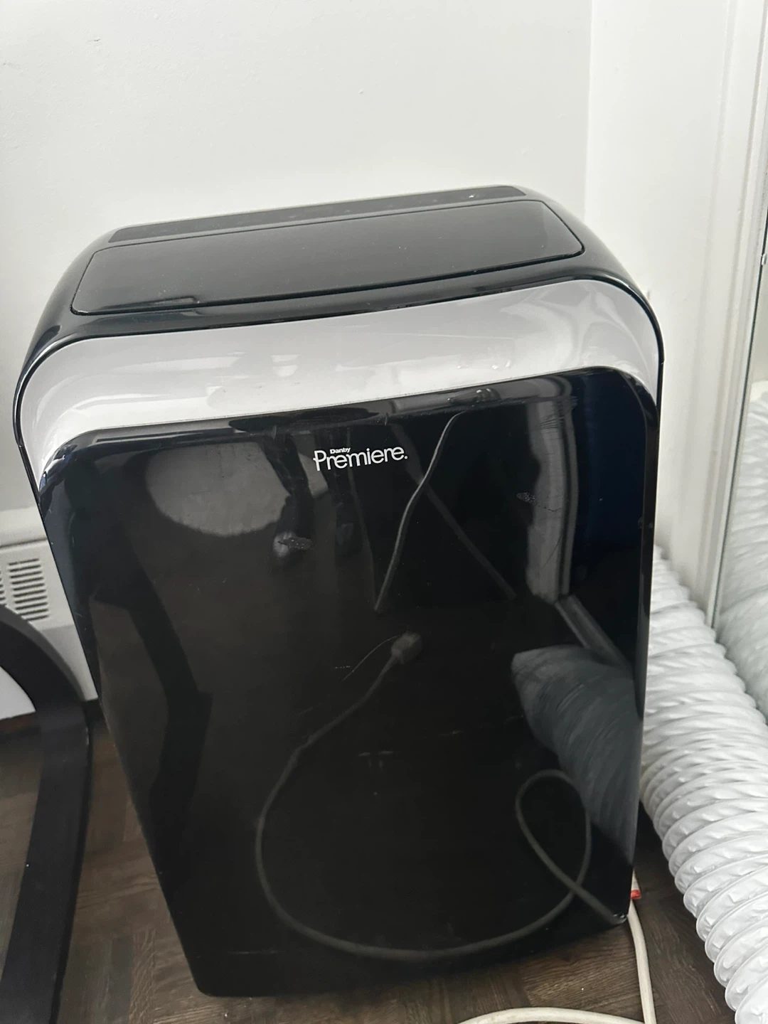 Premiere Portable Air Conditioner DPA110CB5BP - photo 2