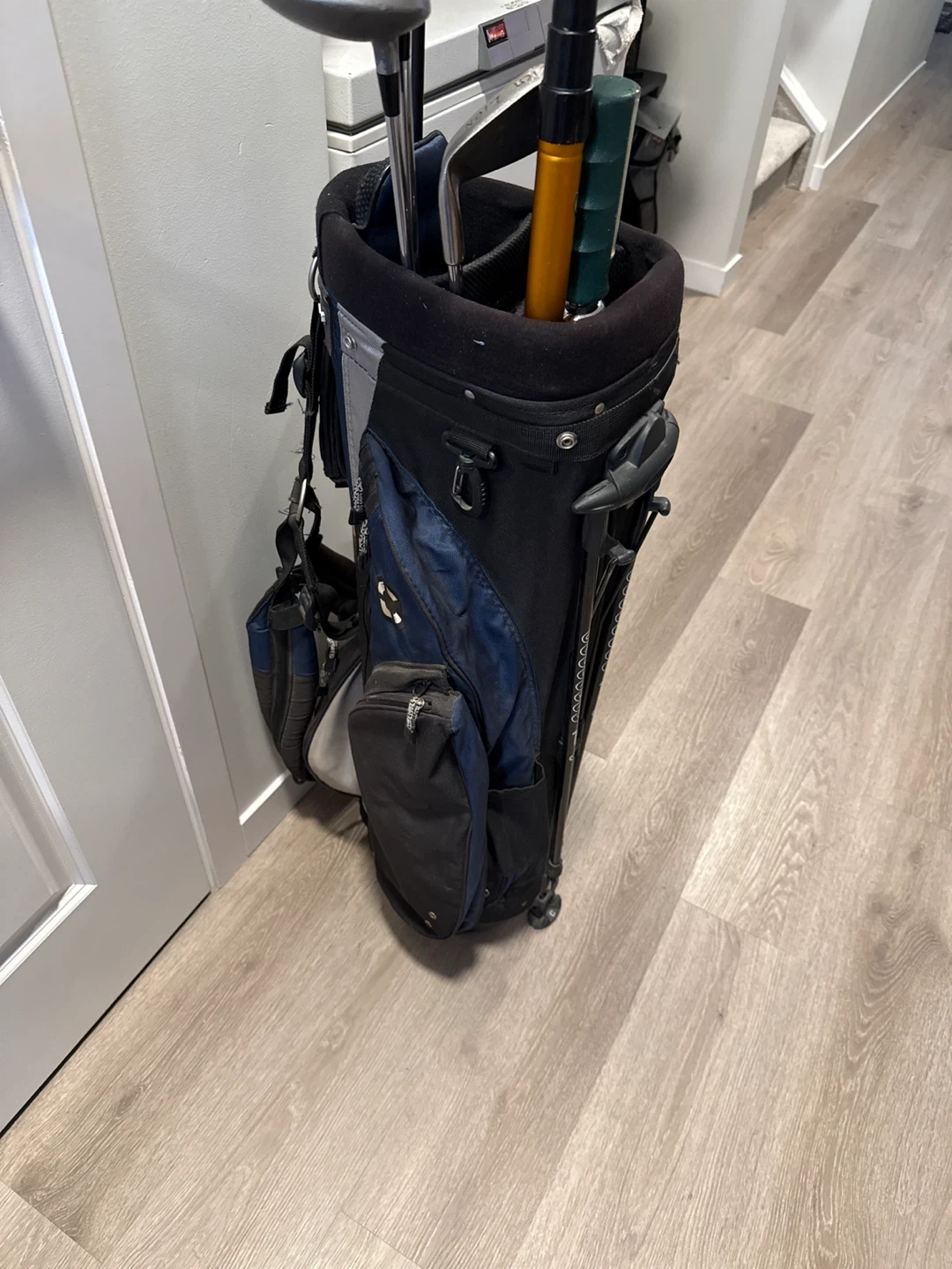 Golf Club Set with 3 Bags - photo 2