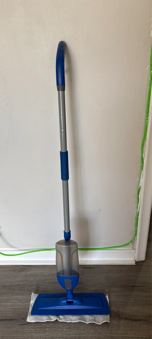 Spray Mop with Reusable Pad - photo 2