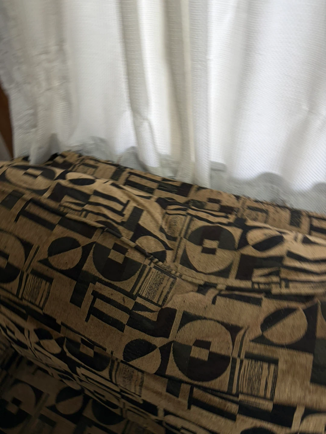 FREE Brown and Black Patterned Armchair - photo 4