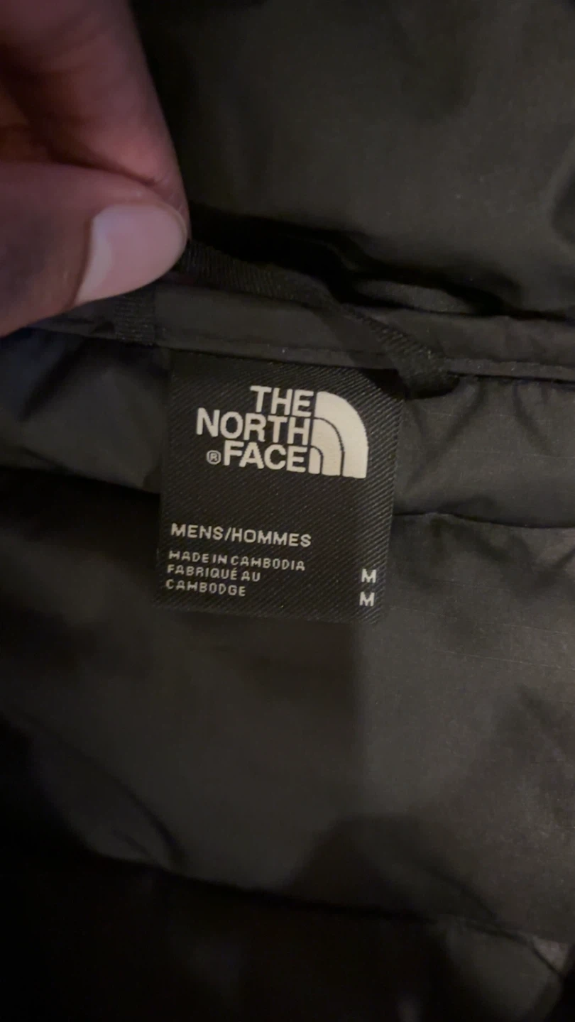 The North Face Puffer Jacket - Men's Medium - photo 3