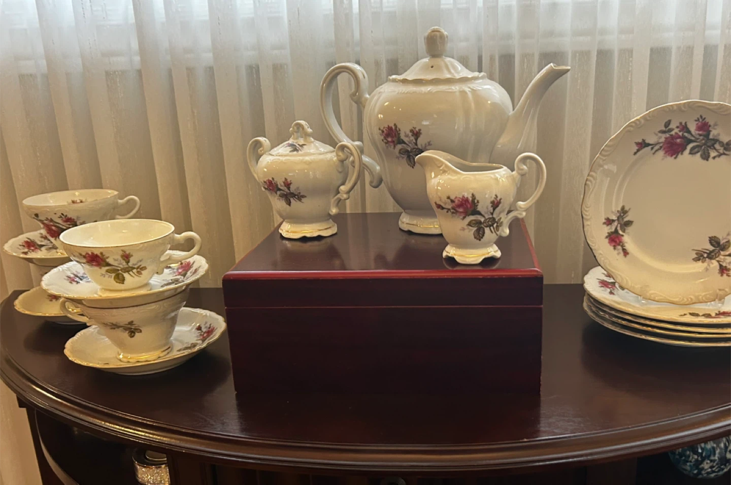 Vintage Floral Teacup and Saucer Set with Teapot - photo 2