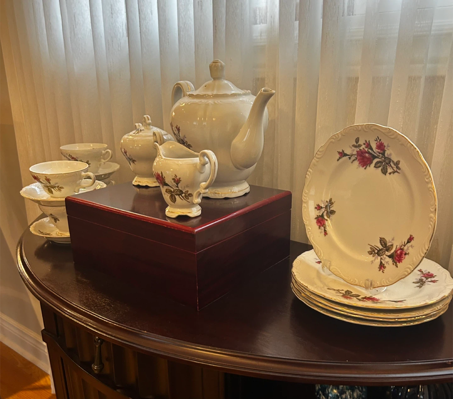 Vintage Floral Teacup and Saucer Set with Teapot - photo 4