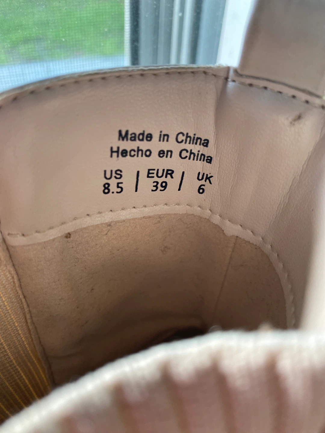 Women's White Ankle Boots Size 8.5 - photo 2