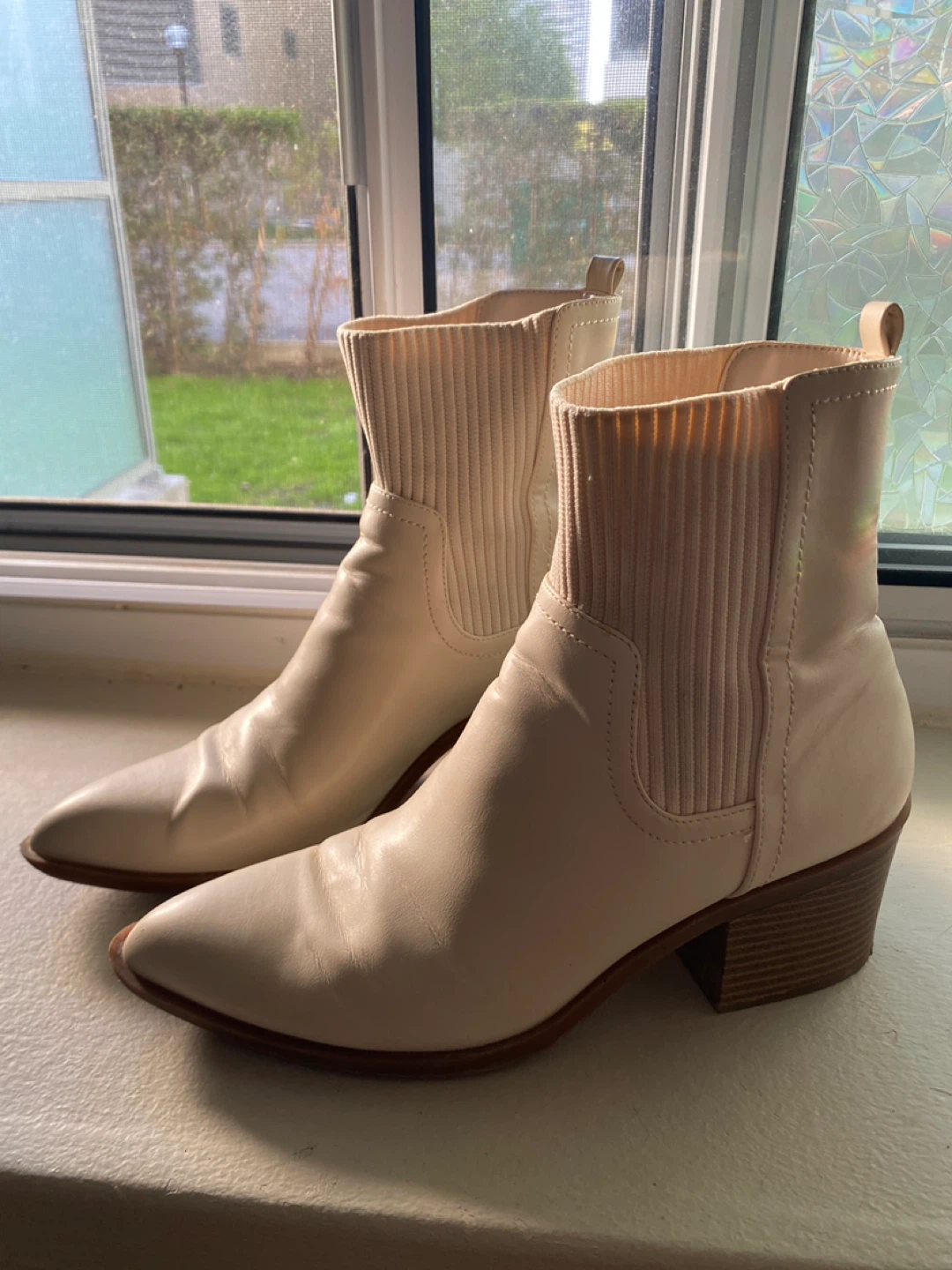 Women's White Ankle Boots Size 8.5