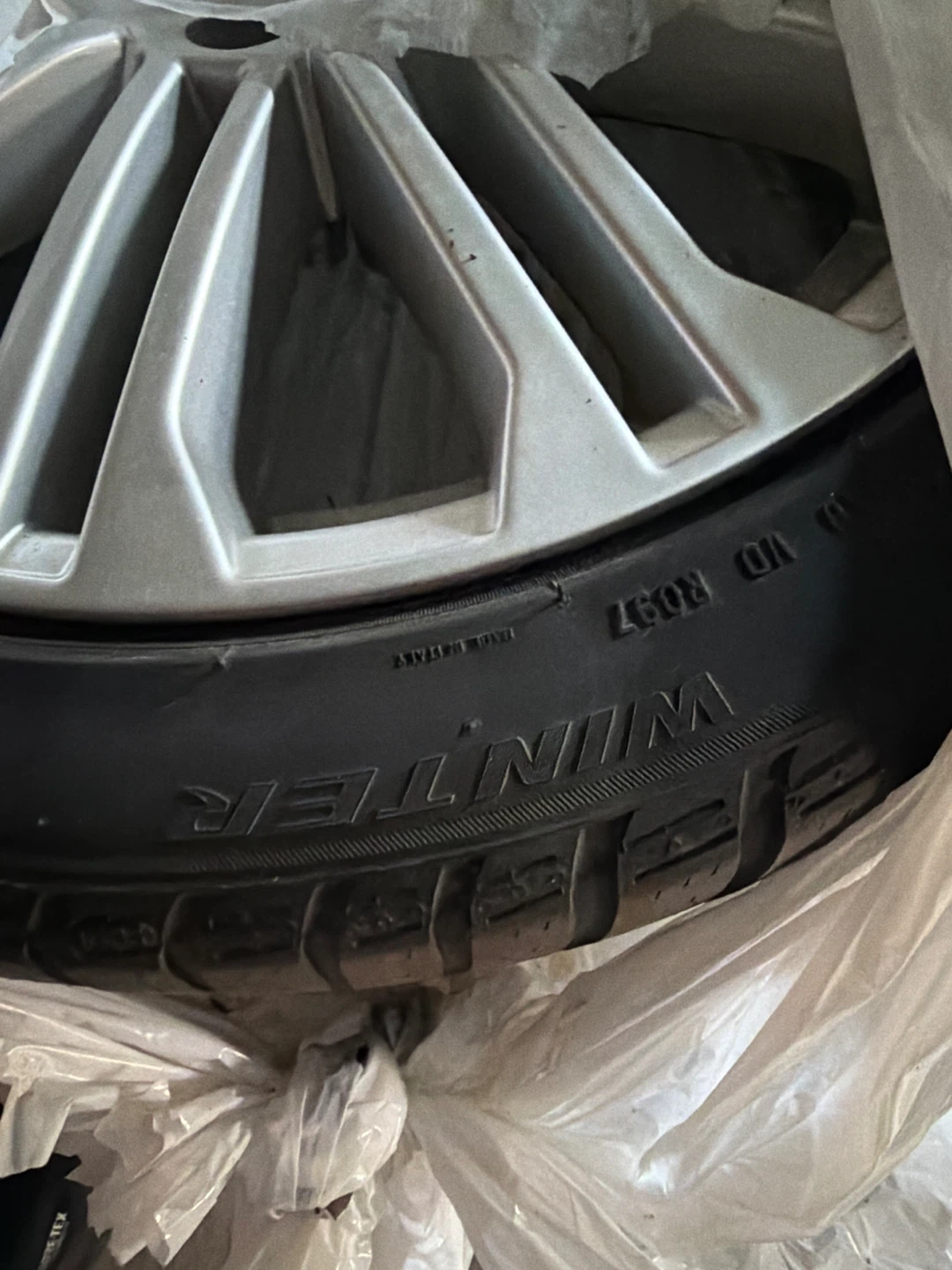 Audi Alloy Wheel - photo 2