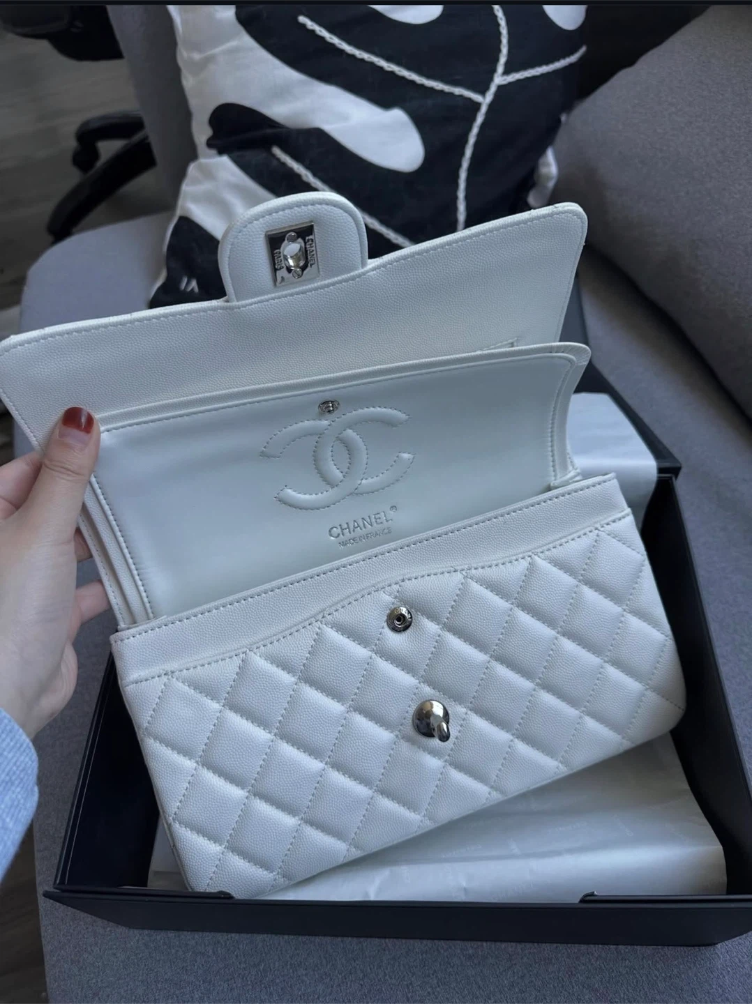 White Chanel Medium Classic Flap Bag - photo 5