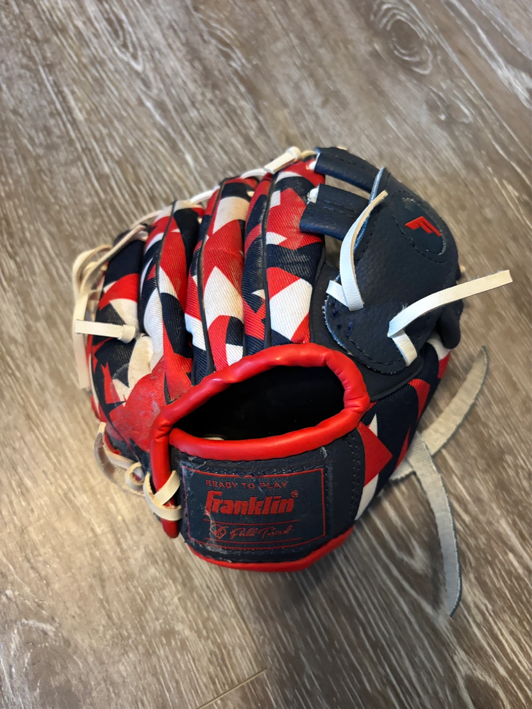 Franklin Youth Baseball Glove (4-6 yo)