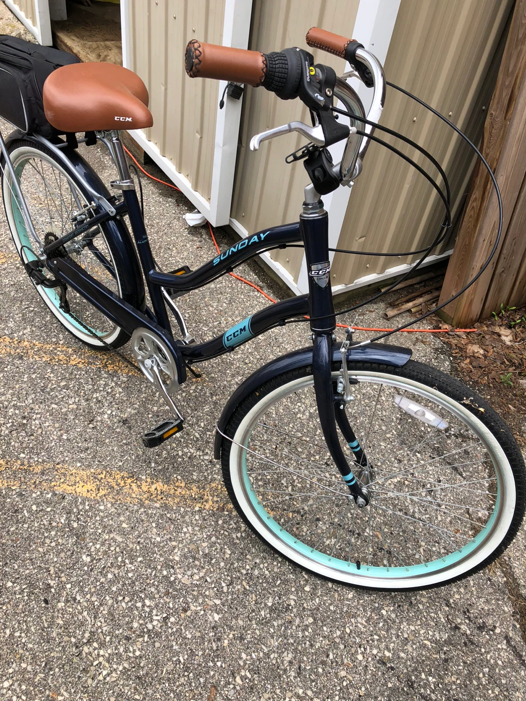 CCM Sunday Cruiser Bicycle - photo 2