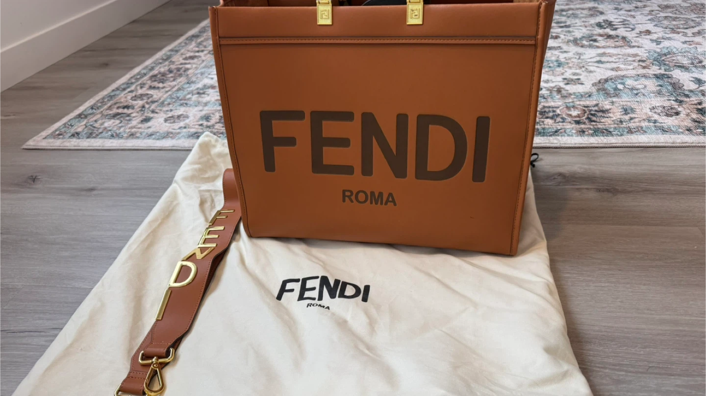Designer Fendi Tote Bag - photo 4