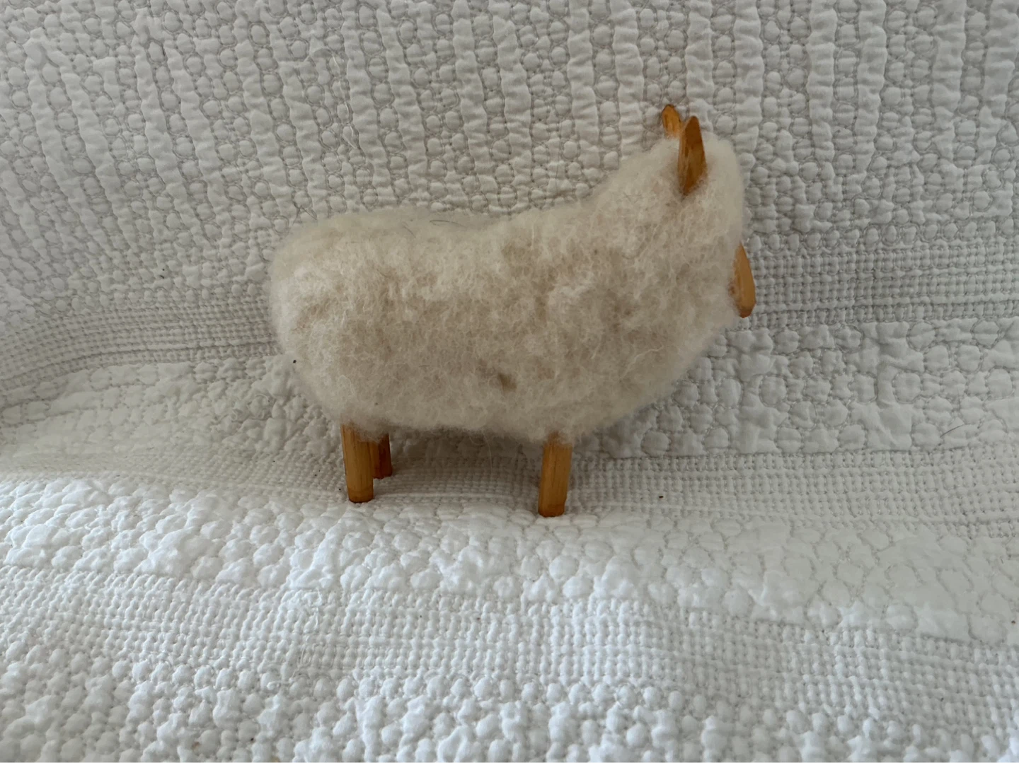 Wool Sheep Figurine with Wooden Legs - photo 2