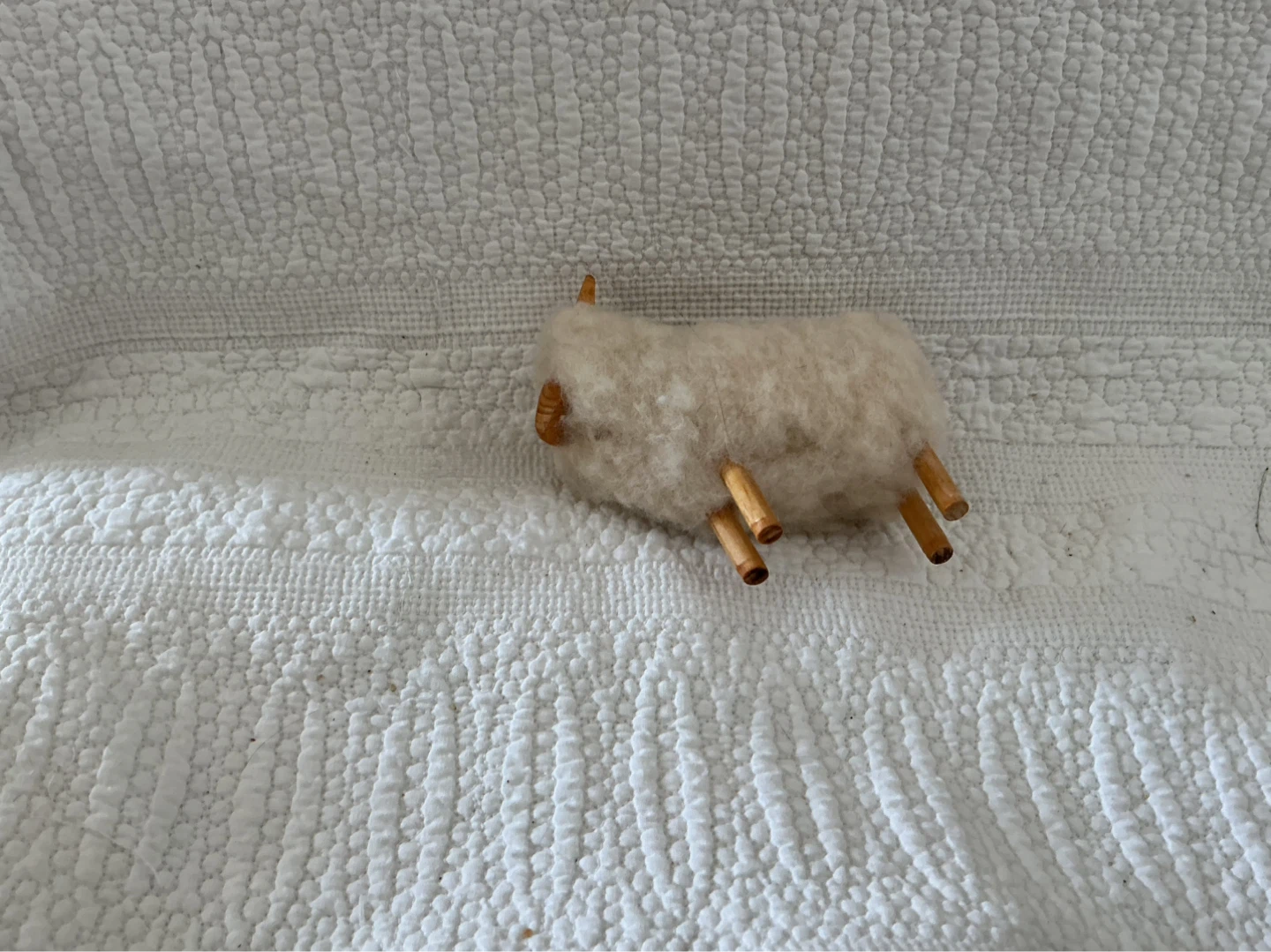 Wool Sheep Figurine with Wooden Legs - photo 4
