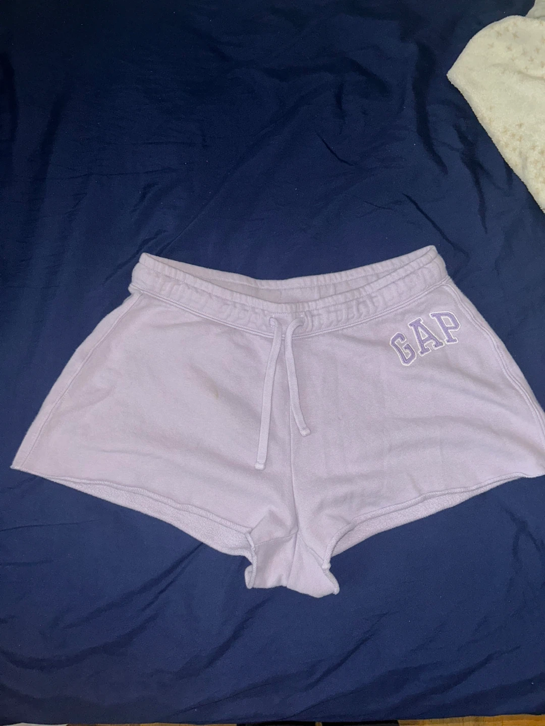 GAP Women's Lavender Sweat Shorts Size M
