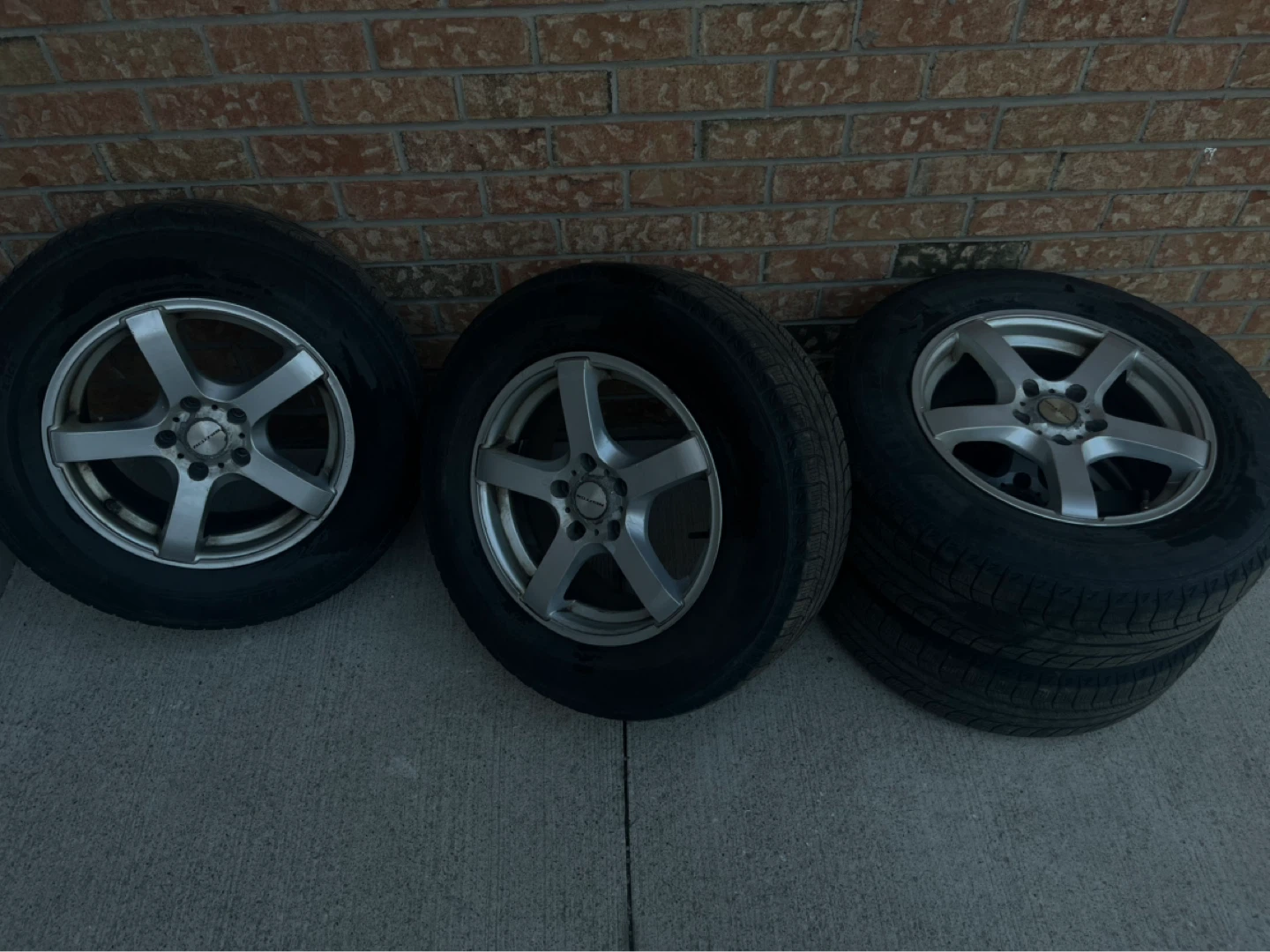 Rims w Michelin Latitudes 215-60R16 Honda Toyota