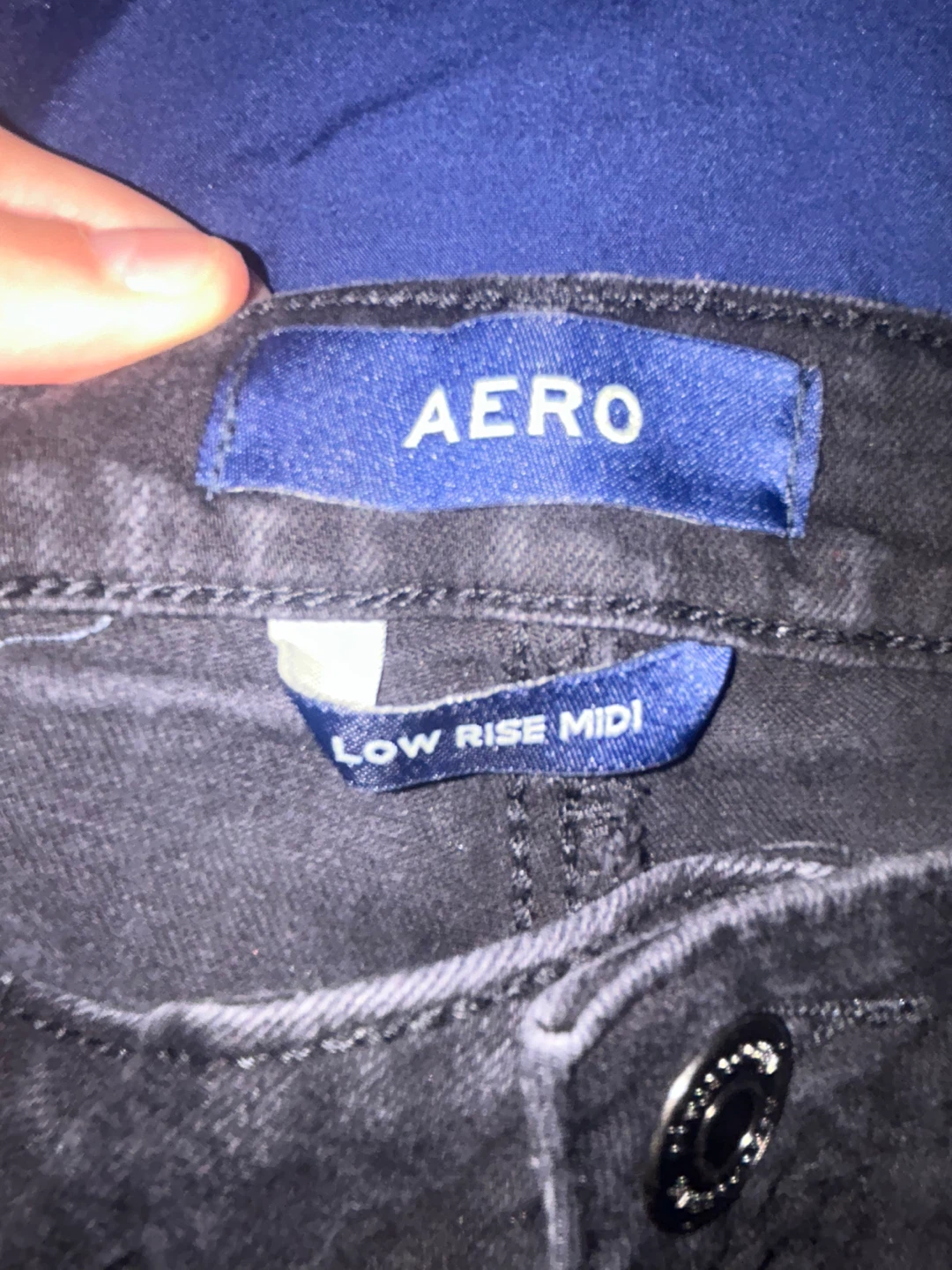 AERO Low Rise Midi Denim Shorts Size 10 - photo 2
