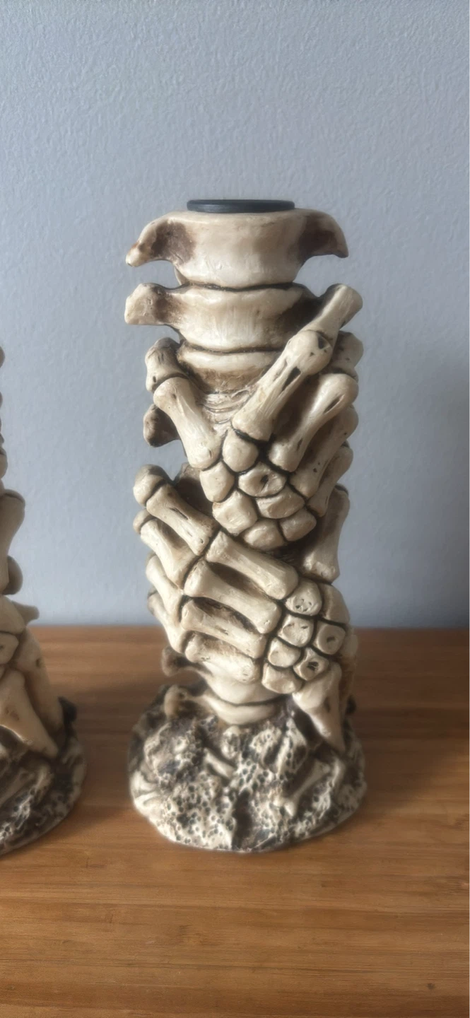 Skeleton Hand Candlestick Holder - photo 2