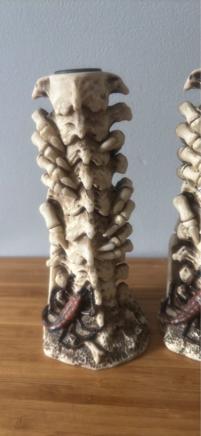 Skeleton Hand Candlestick Holder - photo 3