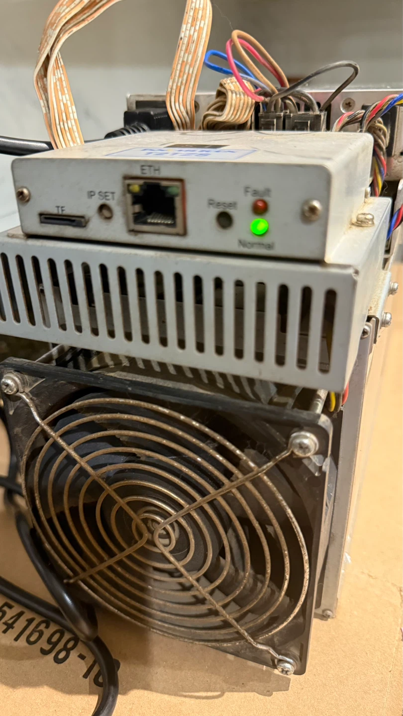 Innosilicon T2TZS Bitcoin Miner - photo 2