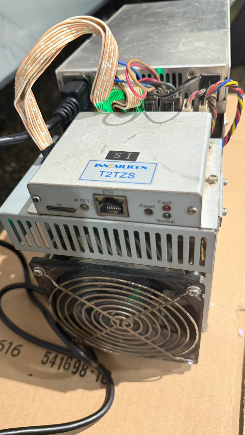 Innosilicon T2TZS Bitcoin Miner
