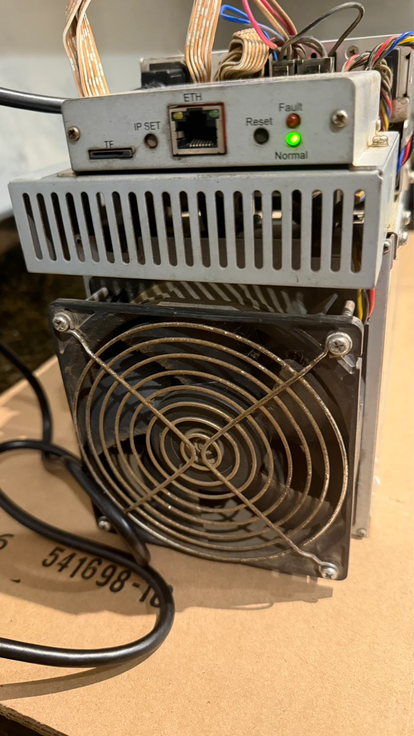 Innosilicon T2TZS Bitcoin Miner - photo 4